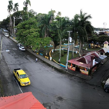 Reff Hotel Bocas del Toro Esterno foto