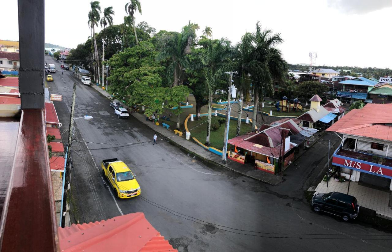 Reff Hotel Bocas del Toro Esterno foto