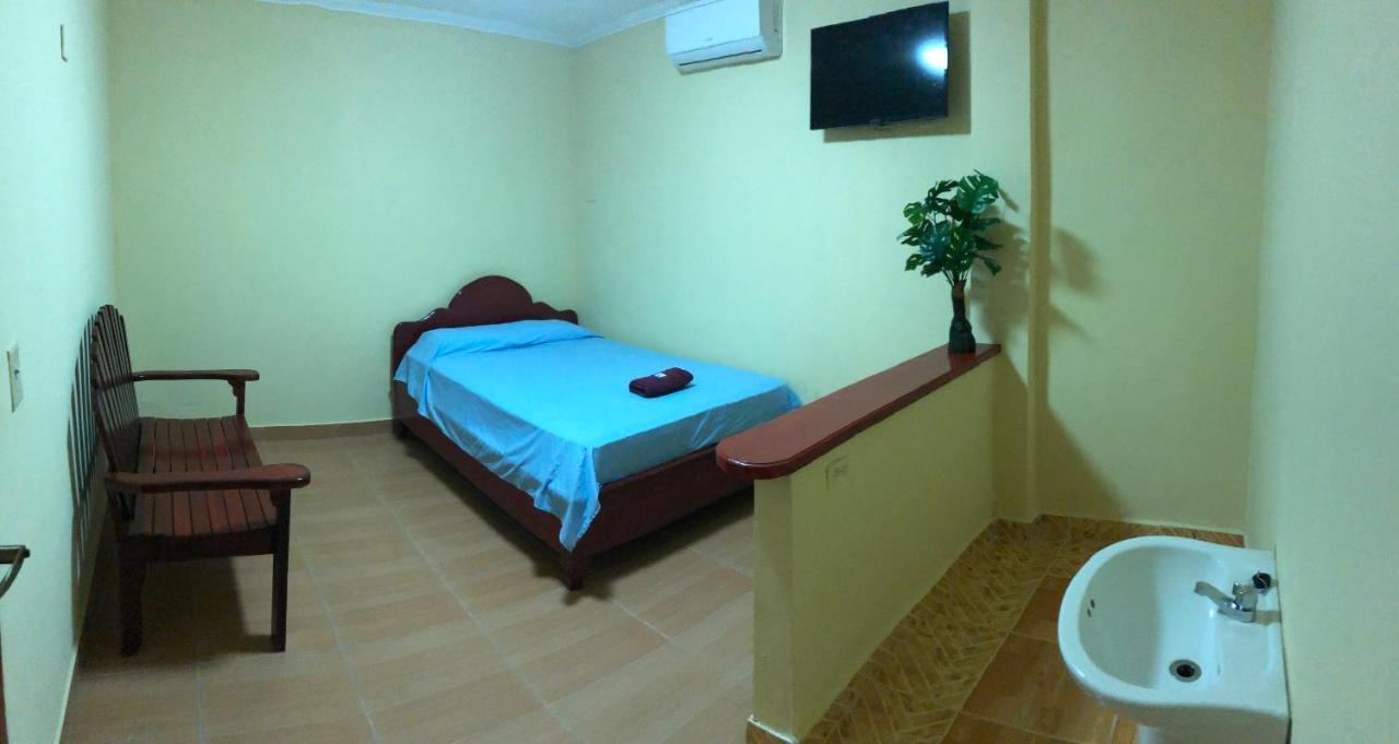Reff Hotel Bocas del Toro Esterno foto